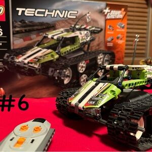 Lego Technic RC Tracked Racer 42065
